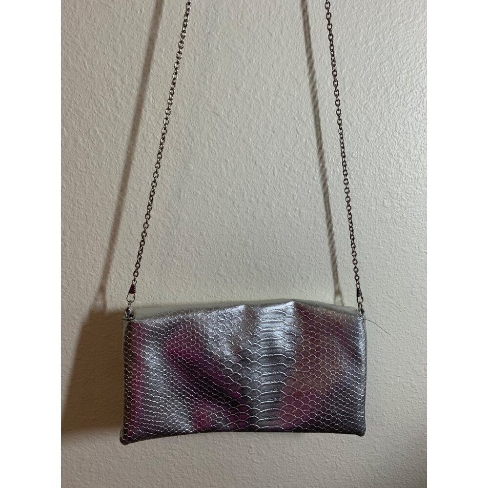 Special Edition Silver Clutch Evening Purse Party Club Y2K Metallic Glam Dance - Picture 3 of 6